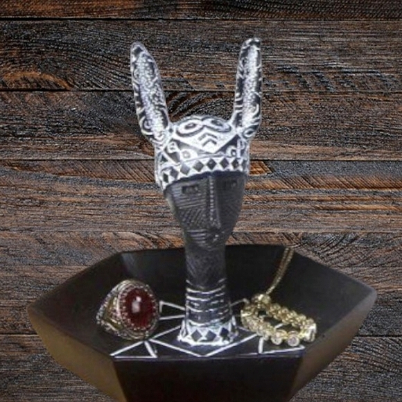 African Tribal Art Figurine - Picture 5 of 8